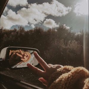 Meet your Posher, Tati and Nikki